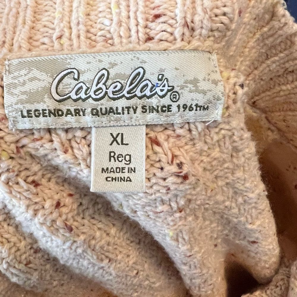 Cabela's Sweater - Picture 6 of 9